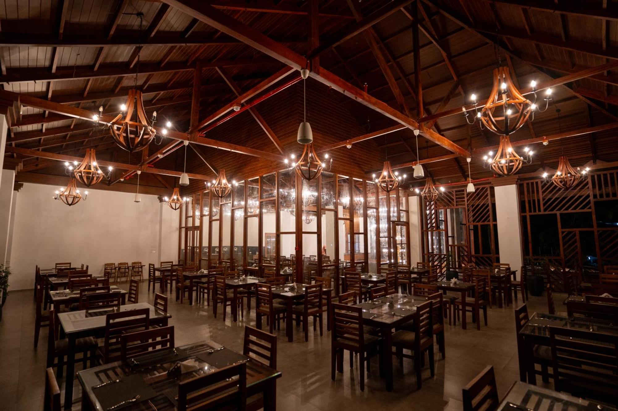 The Eden Port Blair Exterior foto